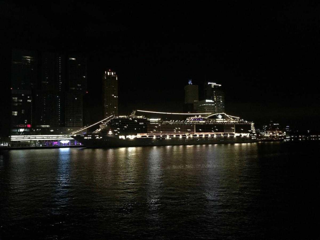 msc preziosa di notte