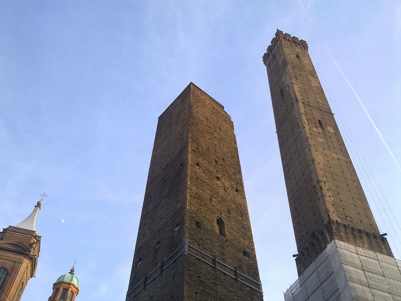 osa vedere a bologna due torri