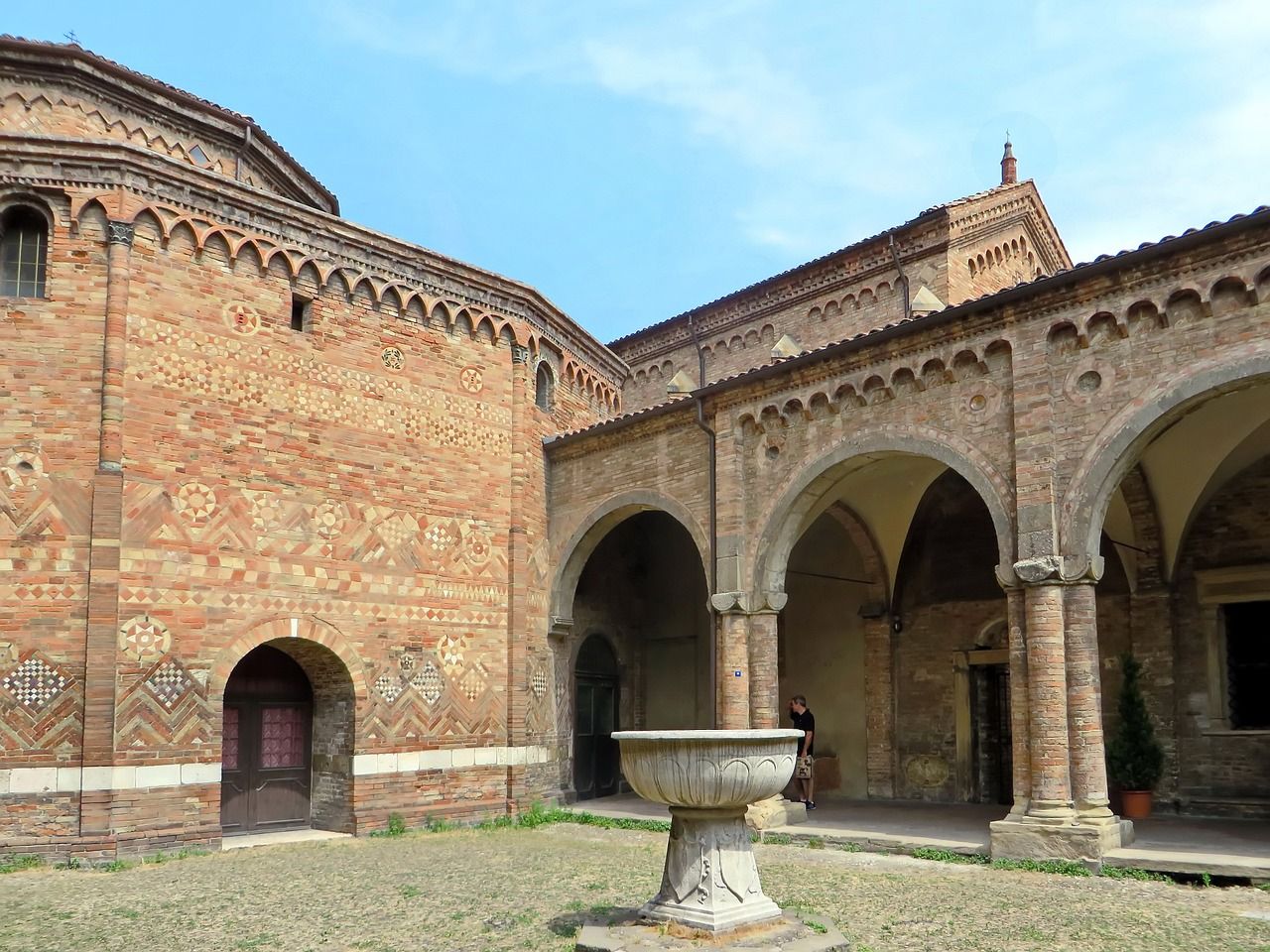 cosa vedere a bologna piazza santo stefano